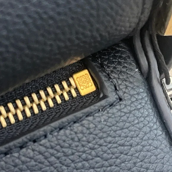 Loewe puzzle small Shoulder Bag - Picture 11 of 11